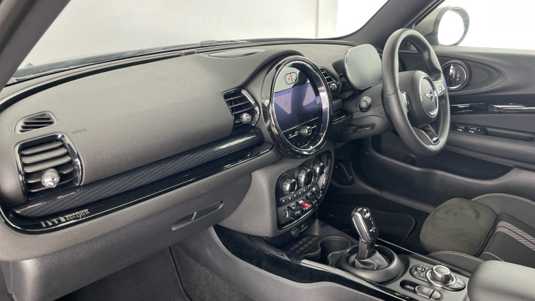 MINI Clubman 1.5 Cooper Shadow Edition 6dr Petrol Estate